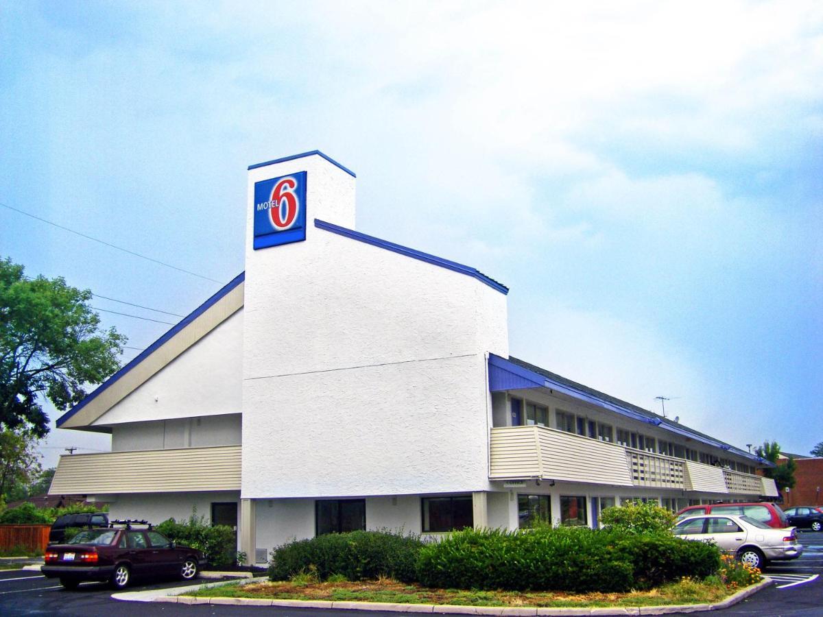 Motel 6 Columbus Oh - Osu North Esterno foto